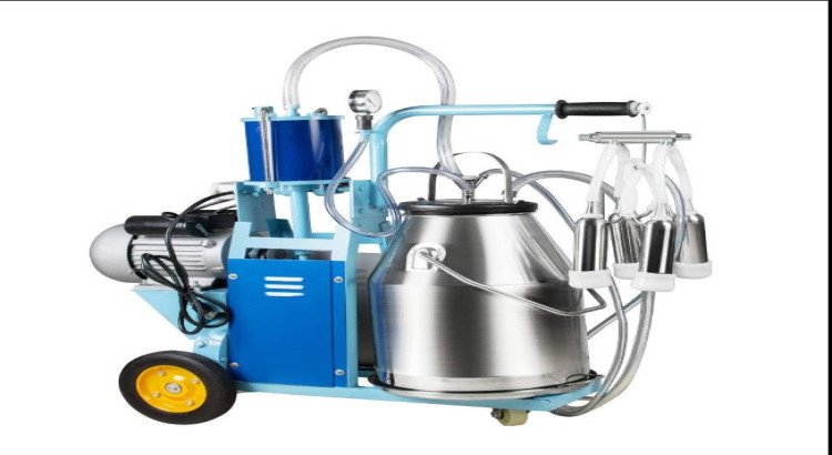 Automatic Milking Machine for Dairy Farms